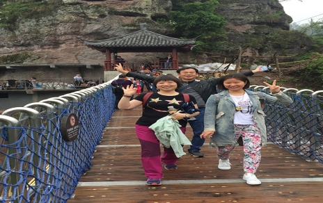 提高企业凝聚力，，，员工活动发展丰硕多彩