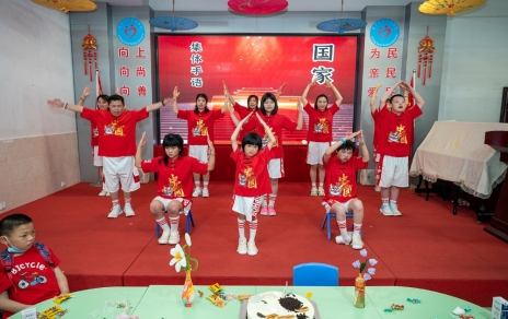 “水点点”---用心暖童心，，，用情伴成长！！