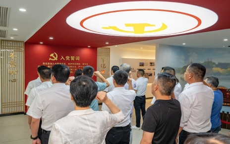 四敢争先拼搏奋斗再启程！！